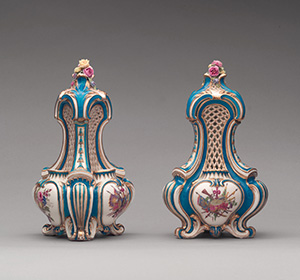 Vase with cover (vase pot-pourri triangle) (one of a pair)