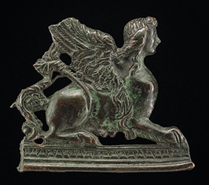A Sphinx to Right